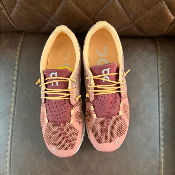 On Cloud 2.0 Swiss Engineering Running Shoes - Picture 8 of 8